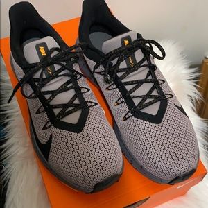 Nike Athletic Shoes - Black and Light Gray